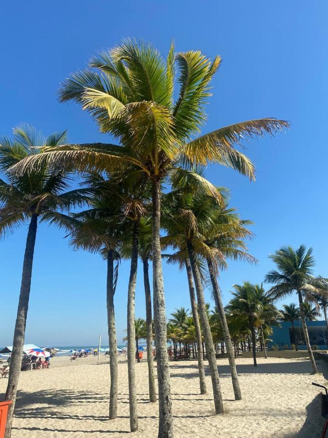 Apto A 50M Da Praia, Com Ar Condicionado, Wifi , Portaria 24H Praia Grande  Buitenkant foto