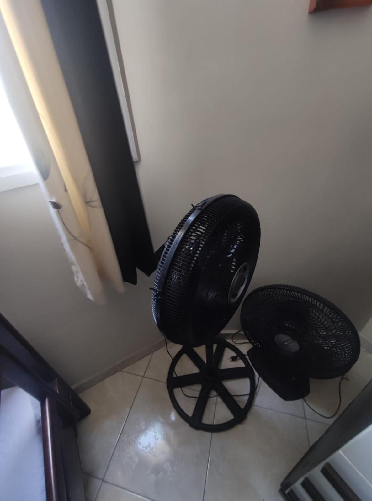 Apto A 50M Da Praia, Com Ar Condicionado, Wifi , Portaria 24H Praia Grande  Buitenkant foto